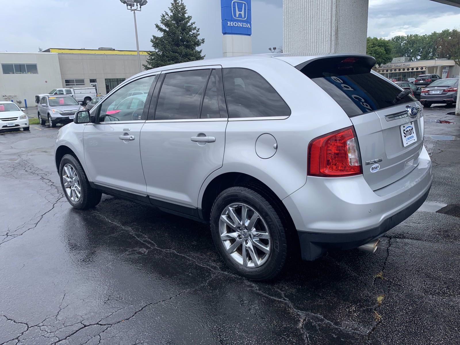 Pre-Owned 2012 Ford Edge Limited Station Wagon in Des ...